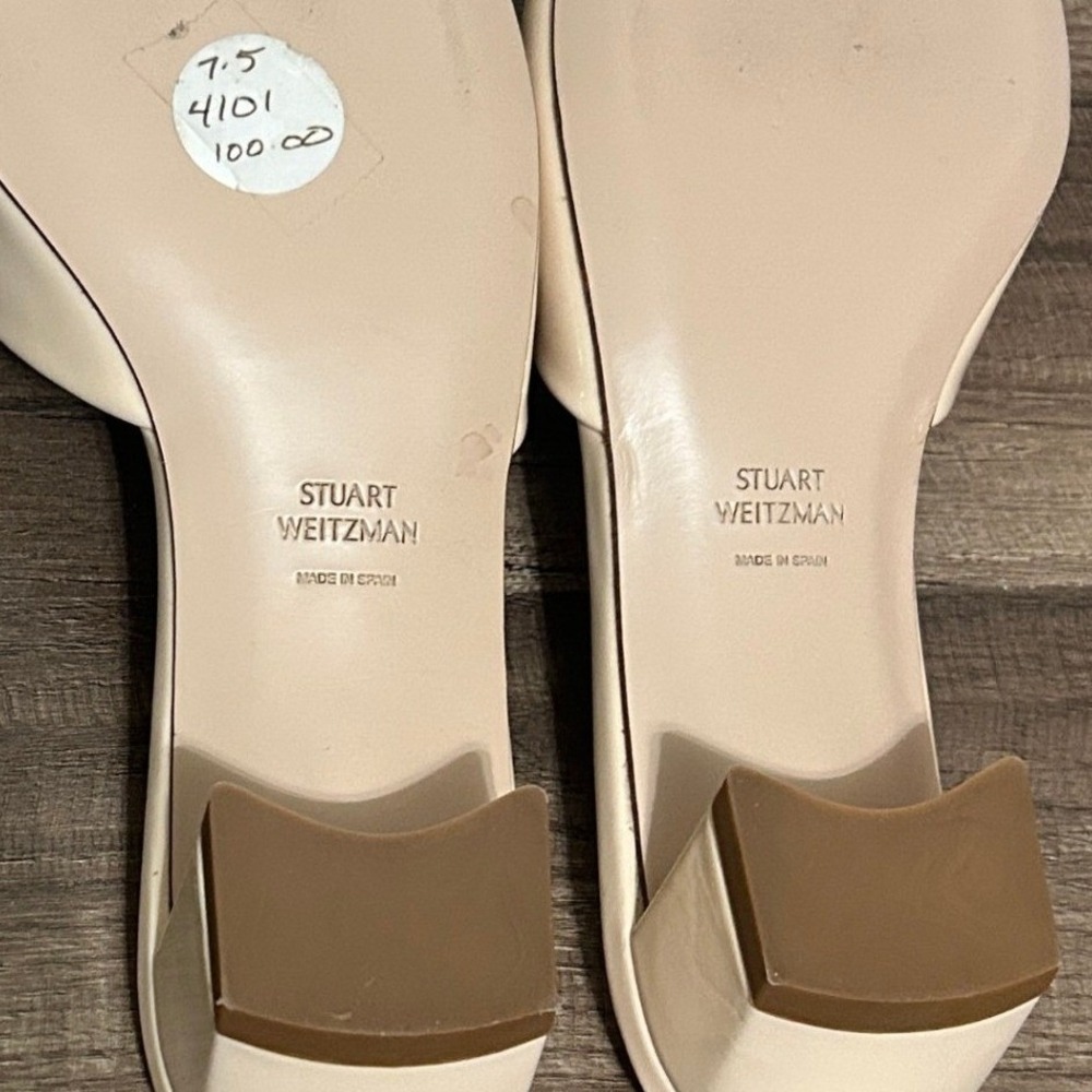 Stuart Weitzman Slide Sandals Women 7.5 Beige Rosette Patent Leather Coquette - Picture 3 of 12